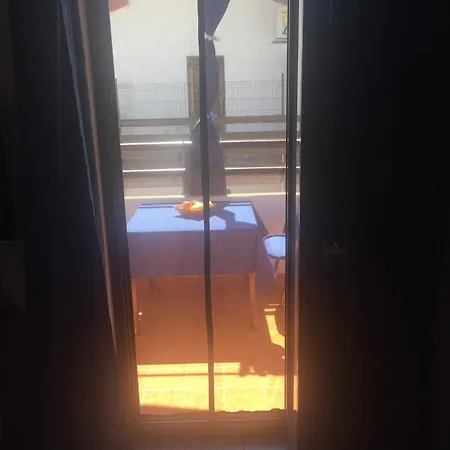 Sunny דירה